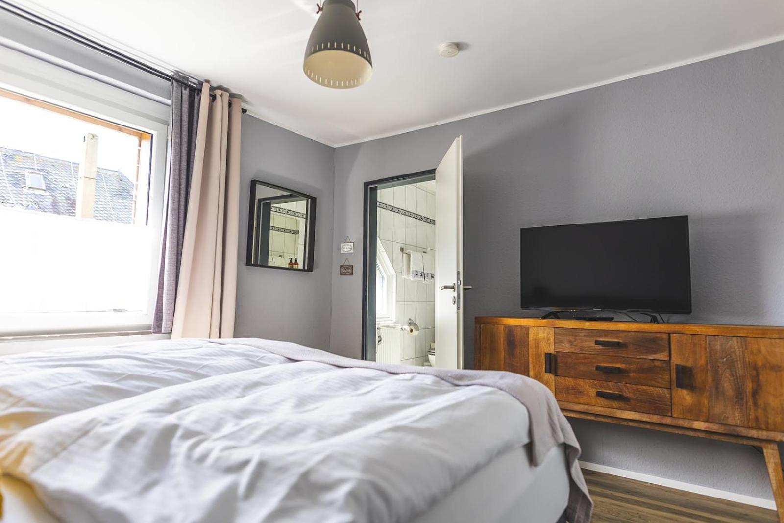 Hotel LANDHAUSZEIT Bad Muenstereifel Buitenkant foto